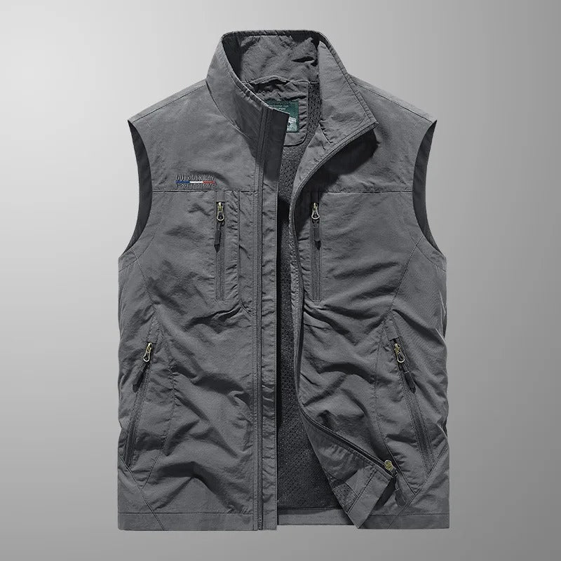 Lorovero | Jake™ Breathable and Ultra-Functional Cargo Vest