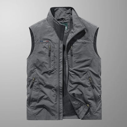 Lorovero | Jake™ Breathable and Ultra-Functional Cargo Vest